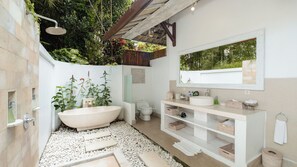 Villa, Garden View | Bilik Mandi | Selipar 