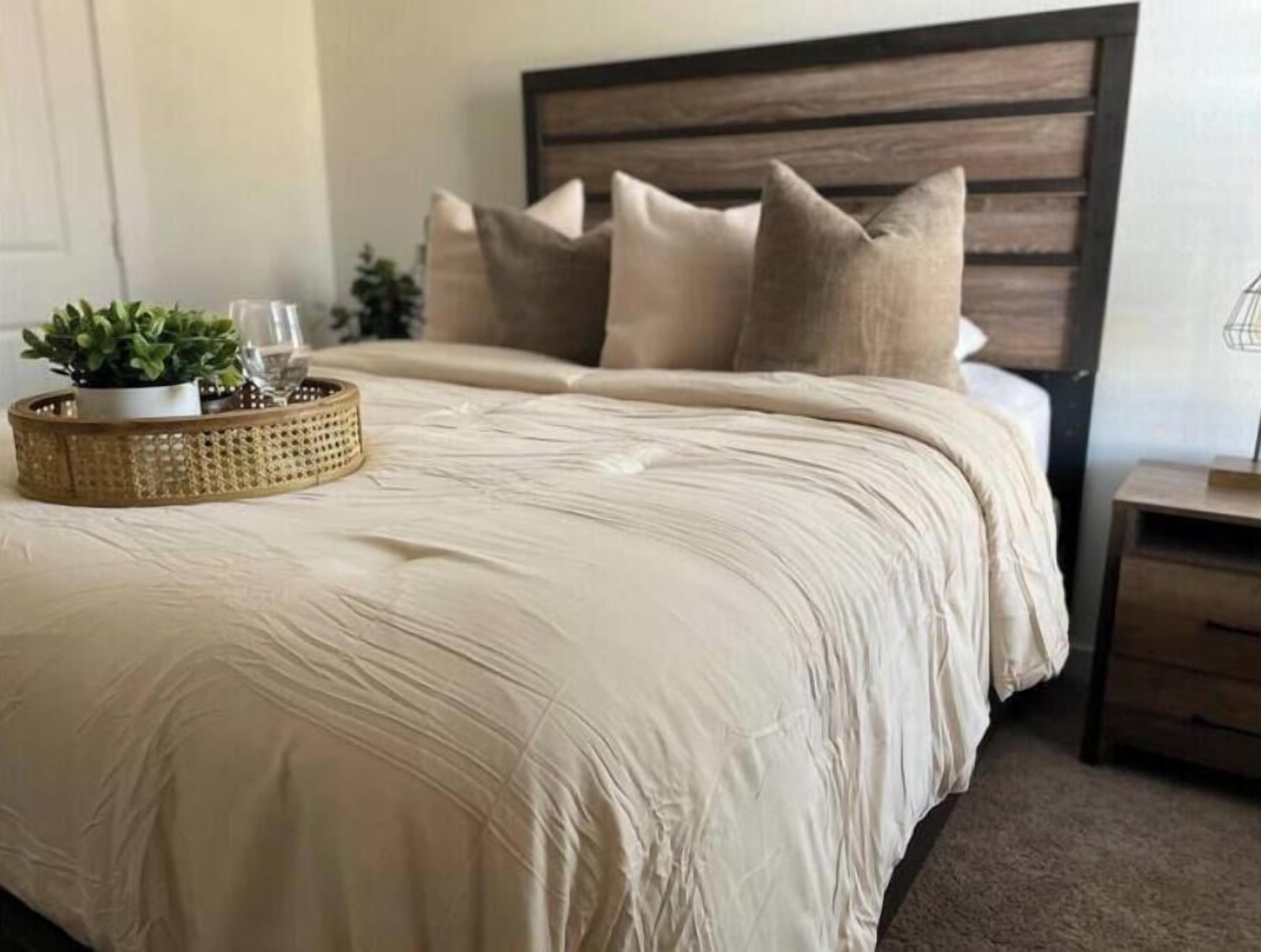 4 多间卧室、办公桌、熨斗/熨衣板、免费 WiFi