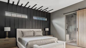 Room - Modern 5-bedroom house perfectly situated near old town Scottsdale (Scottsdale)