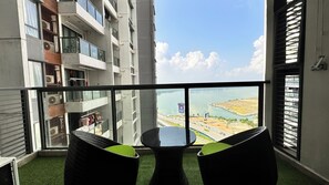 Apartment, Balcony, Bay View