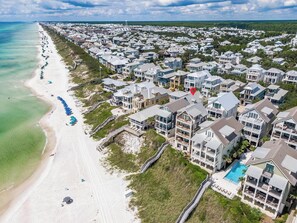 Beach nearby - 2nd Row Gulf View Beach Cottage, 335' of Private Beach, Gulf Front Community Pool, (Inlet Beach)