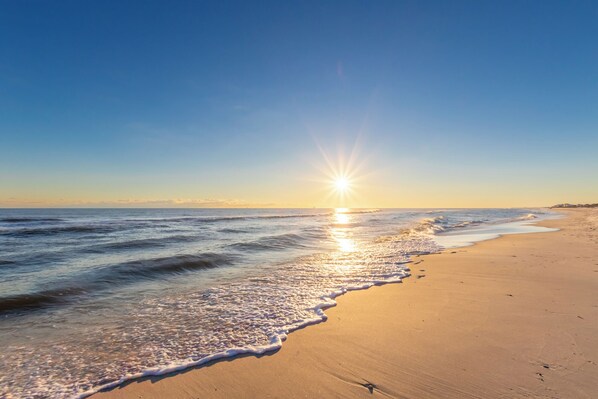 ビーチ、サンラウンジャー、ビーチタオル
