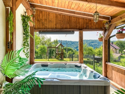 Vacation home Maklen by Interhome