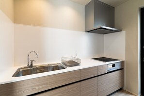 Private kitchen - URUUMI (Onna)