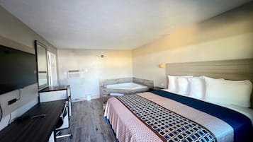 Luxury Room | Free WiFi, bed sheets