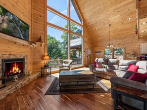 スマートテレビ、暖炉