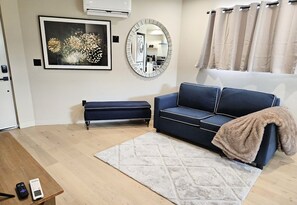 Appartement, 2 chambres | Coin séjour