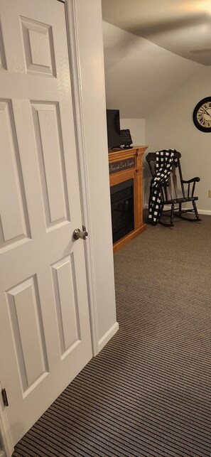 Interior - Charming 1-bedroom apartment with AC and WiFi in wonderful Easley (Easley)