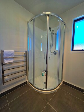 Haartrockner, Handtücher