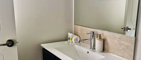 Assecador de cabells i tovalloles