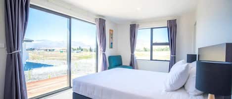 4 bedrooms, free WiFi, bed sheets
