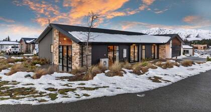 Snow Pine 2 Bedroom Apartment
