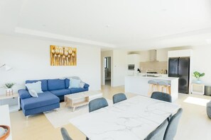 Living area - Bluebird Apartment 3B (Lake Tekapo)