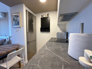 Fridge, microwave, oven, toaster