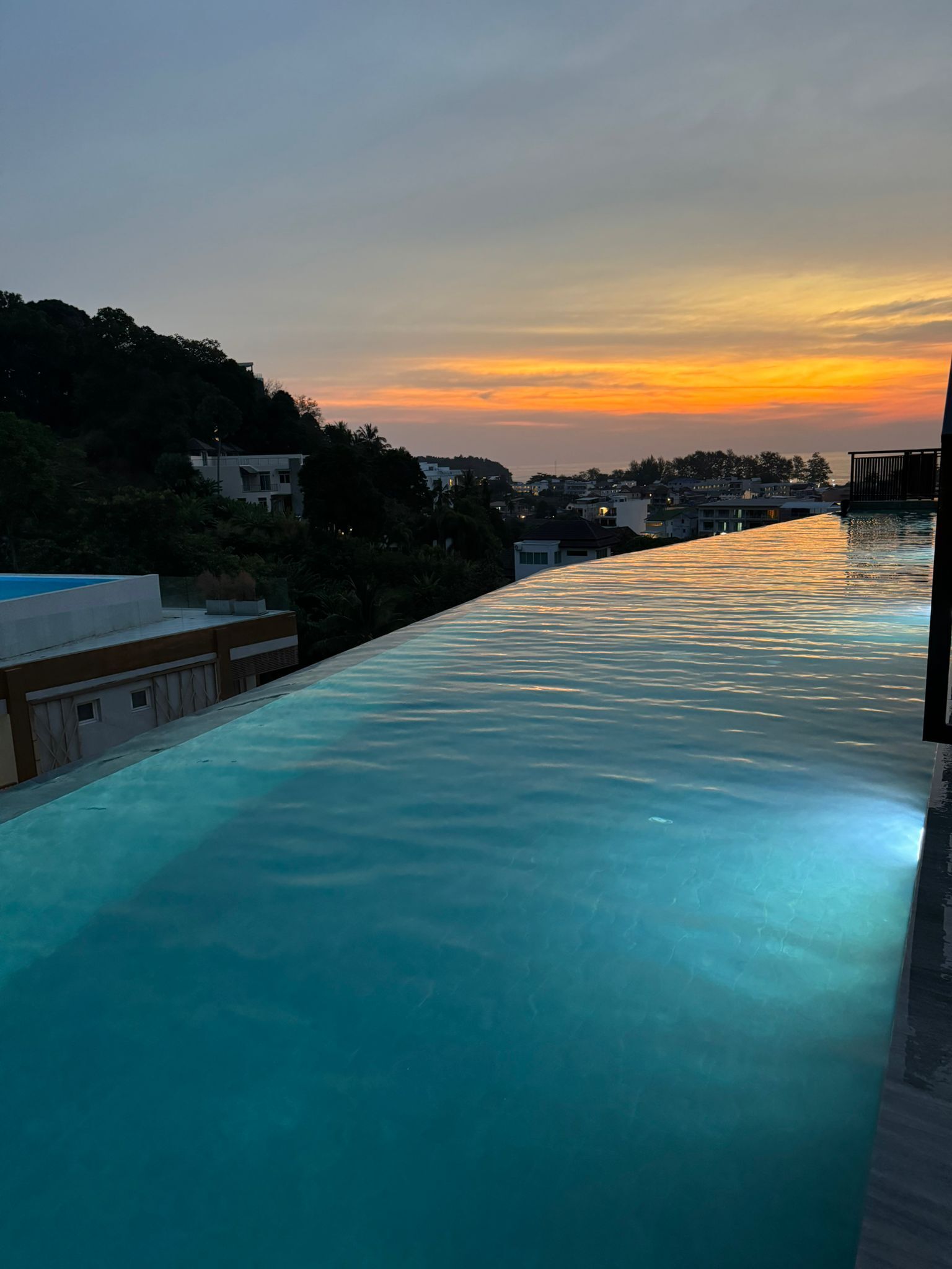 1 bedroom, in-room safe, iron/ironing board, free WiFi