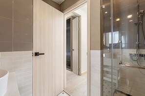 Bathroom - One bedroom Palmetto Condo Karon A 607 (Karon)