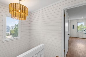 Interior - Reel Paradise - 6 bedroom pool home with dock (Virginia Beach)