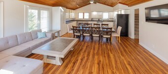 Reel Paradise - 6 bedroom pool home with dock