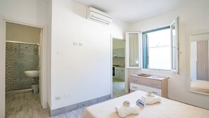1 bedroom, free WiFi, bed sheets - Casa Graziano 1 Near Sandy Beach, Porto Cesareo, Italy (Porto Cesareo)