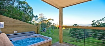 Two-Bedroom Cabin at The View - Acacia