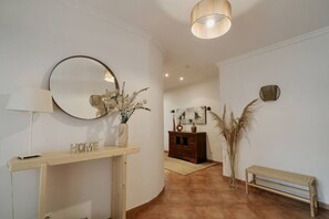 Interior - Paradise in Ses Covetes, Swimming Pool and Bbq (Petra)