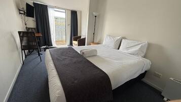 Comfort Studio, Pool View