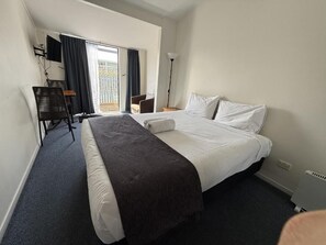 Comfort Studio, Pool View