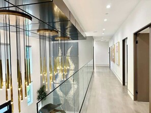 Interior - @ Marbella Lane - Enchanted Garden & Pool Hideaway (Pasadena)