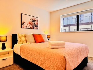 2 habitaciones, tabla de planchar con plancha y wifi gratis