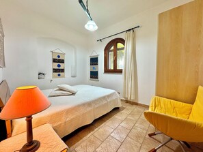 1 bedroom - " Dreamy   Countryside  " (Bari Sardo)