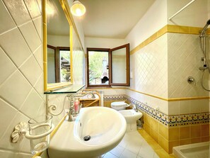 Towels - " Villa Teresa con patio " (Bari Sardo)