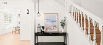 Cozy Retreat Near Downtown Perfect for Families