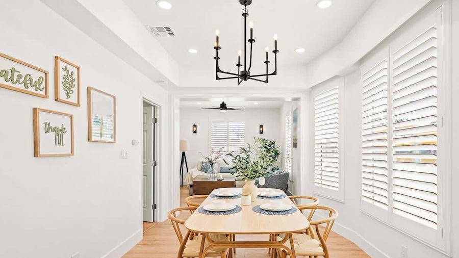 Cozy Retreat Near Downtown Perfect for Families