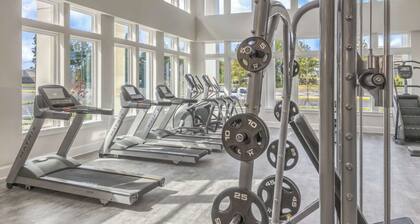 Landing Apartments Mason Creek Circle