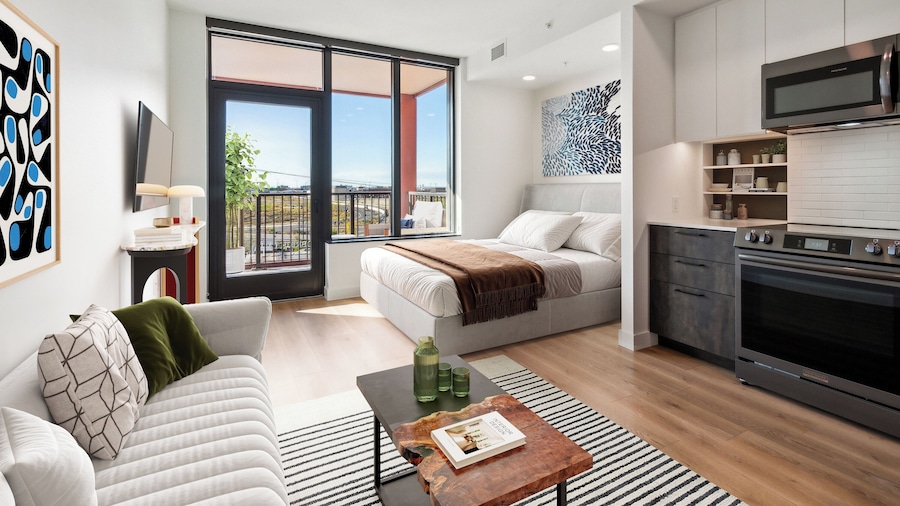 Landing at Bridge District