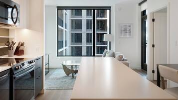 Apartment, 1 Bedroom | 1 bedroom, individually decorated, individually furnished