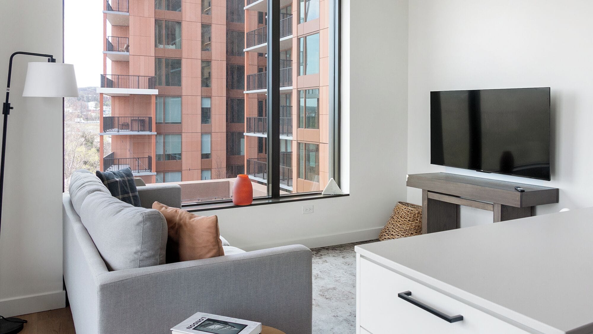 Appartement, 1 slaapkamer | Woonruimte | Een 40-inch televisie met digitale zenders