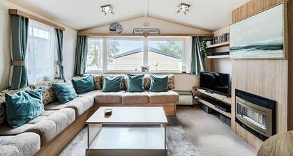 3 Bed-Sleeps 8-Pet Friendly-Parking-Sea View