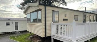 3 Bed-Sleeps 8-Pet Friendly-Parking-Sea View