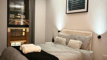 2 bedrooms, WiFi, bed sheets