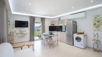 Luxury Villa, 1 Bedroom | Living area