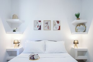 Luxury Villa, 1 Bedroom | Premium bedding, blackout drapes, iron/ironing board, free WiFi - SkyFrame Apartments (Skiathos)