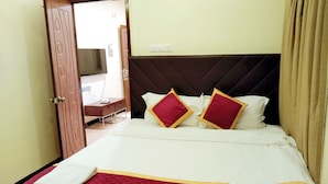 Unclassified image, 4 of 6, button - PARK ROYALE (Kodaikanal)