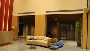 Lobby lounge - 37th Crescent Navi Mumbai (Navi Mumbai)