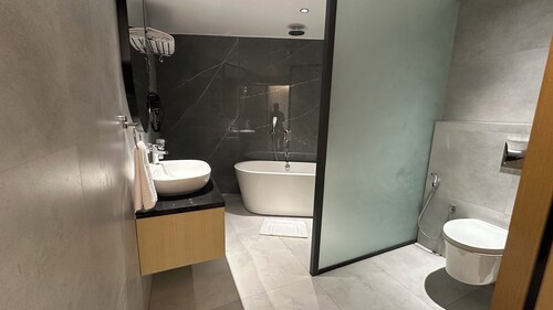 37th Crescent Navi Mumbai