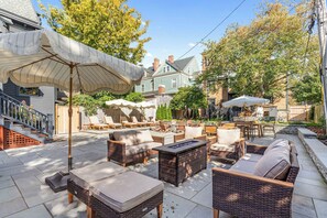 Terrace/patio - The Royce on Pelham - Luxury Family Estate (Newport)