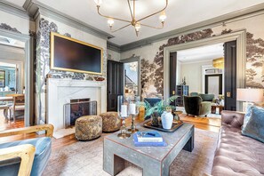 TV, fireplace, stereo, offices