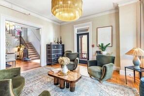 Interior - The Royce on Pelham - Luxury Family Estate (Newport)