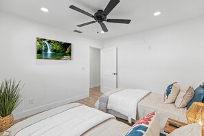 3 Schlafzimmer, Bügeleisen/Bügelbrett, kostenloses WLAN, Bettwäsche