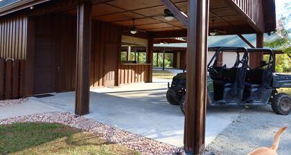 Iron Horn Farms - Fun Getaway with Animals, Fishing Ponds & Peaceful Views